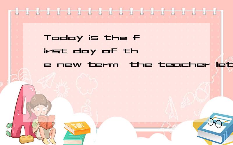Today is the first day of the new term,the teacher let us introduce ____in class.（we）空里填什么词哇?